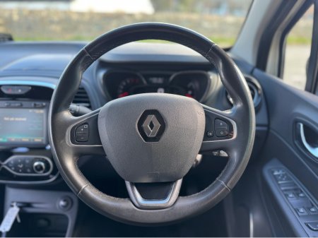 2019 Renault Captur - thumbnail 7