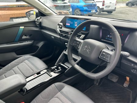 2025 Citroen E-C4 E -C4 X EFEEL PACK 50KWH 4DR €24,950 thumbnail