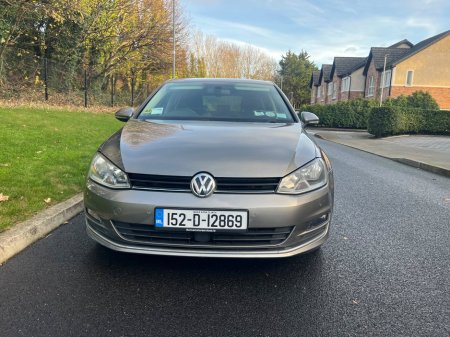 2015 Volkswagen Golf  €10,950 thumbnail