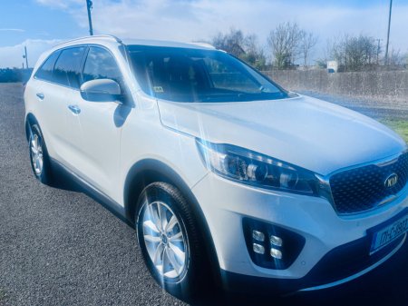 2017 Kia Sorento - thumbnail 5