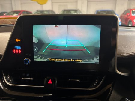 2023 Toyota C-HR HYBRID SOL 4DR AUTO €24,499 thumbnail