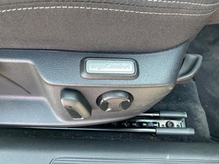 2016 Volkswagen Passat - thumbnail 17