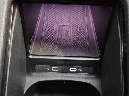 2022 Volkswagen ID.4 - thumbnail 15