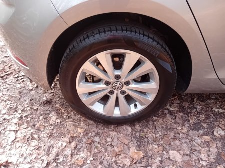 2019 Volkswagen Golf - thumbnail 30