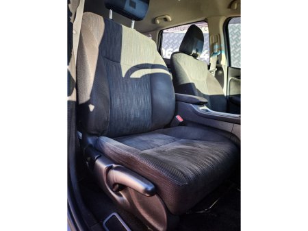 2019 Honda Shuttle Hybrid 5 seater €13,950 thumbnail