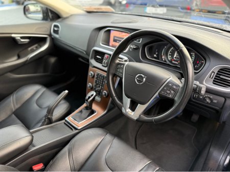2018 Volvo V40 D4 INSCRIPTION - 2.0L DIESEL - AUTO - 12M WARRANTY - CAR: 1615 €14,950 thumbnail