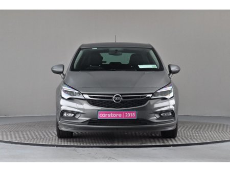 2018 Opel Astra - view 2