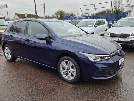 2022 Volkswagen Golf LIFE TDI €25,950 thumbnail