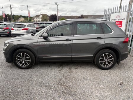 2018 Volkswagen Tiguan 2.0 TDI 115HP BMT Comfortline €21,950 thumbnail