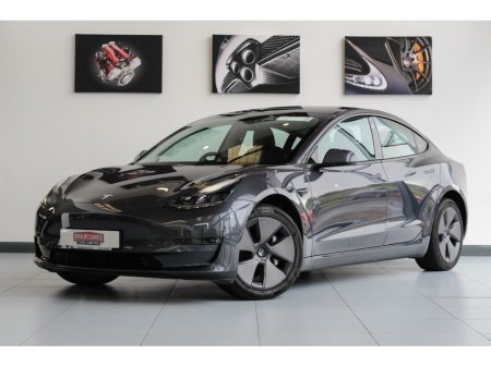 2022 Tesla Model 3 Long Range AWD