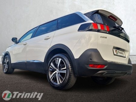 2020 Peugeot 5008 - thumbnail 17