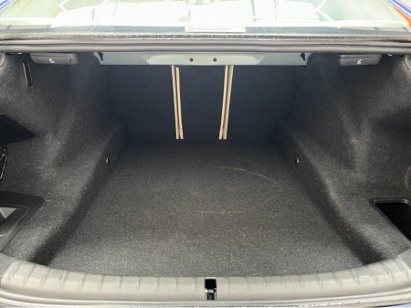 2017 BMW 5 Series - thumbnail 8