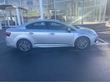 2016 Toyota Avensis 2.0 D LUNA 4DR €10,500