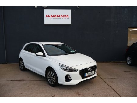 2017 Hyundai i30 DELUXE  Low Mileage €12,495 thumbnail
