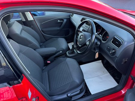 2016 Volkswagen Polo  €11,850