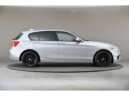 2016 BMW 1 Series - thumbnail 11