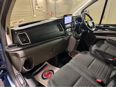 2020 Ford Transit Custom CUSTOM 300 LIMITED EDITION EBLUE TD LWB 5DR €13,950 thumbnail