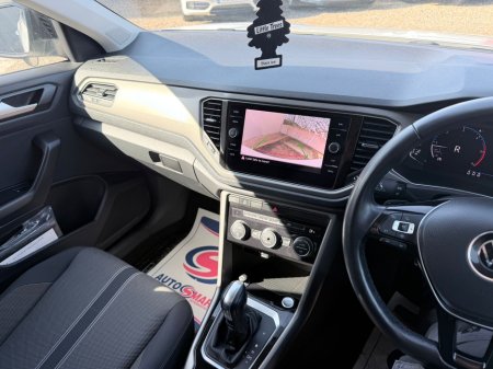 2021 Volkswagen T-Roc - thumbnail 9