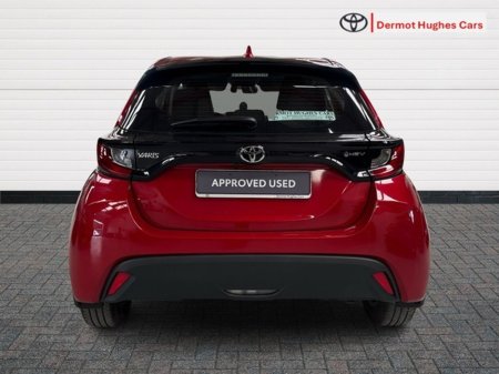 2025 Toyota Yaris - photo 4