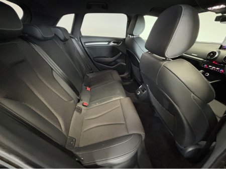 2018 Audi A3 - thumbnail 12