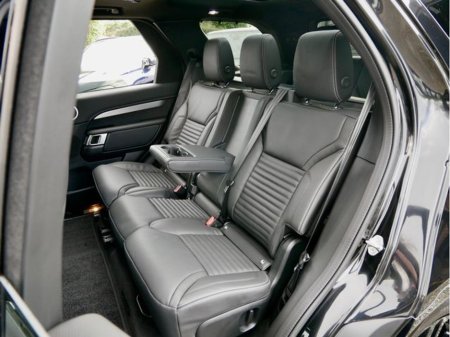 2025 Land Rover Discovery - thumbnail 35