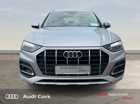 2023 Audi Q5 2.0 35TDI 163BHP SE AUTOMATIC WITH AMBIENT LIGHTING €55,995