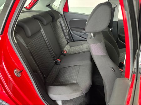 2014 Volkswagen Polo - thumbnail 10