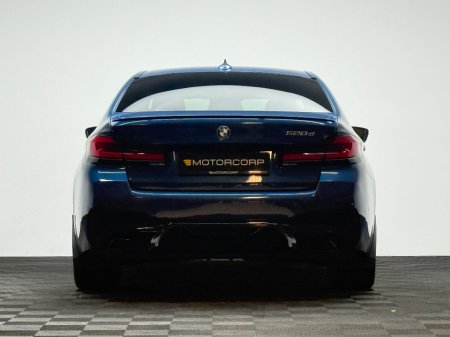 2021 BMW 5 Series - thumbnail 6