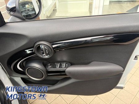 2015 MINI Cooper - thumbnail 9