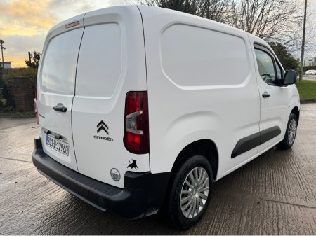 2020 Citroen Berlingo LX 1.5 BLUEHDI 75 650KG M 3 €13,995 thumbnail