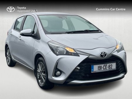 2019 Toyota Yaris - thumbnail 1