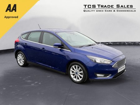 2018 Ford Focus - thumbnail 4