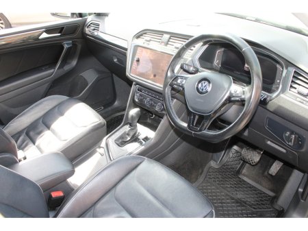 2020 Volkswagen Tiguan - photo 6