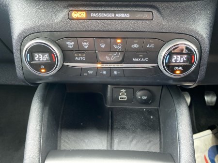 2023 Ford Kuga - thumbnail 20