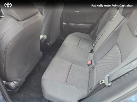 2023 Toyota C-HR C-HR HYBRID LUNA €29,900 thumbnail