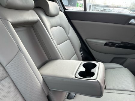 2021 Kia Sportage - thumbnail 25