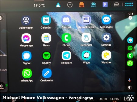 2026 Volkswagen ID.7 TOURER PRO PLUS €59,950 thumbnail