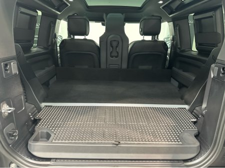 2026 Land Rover Defender - thumbnail 28