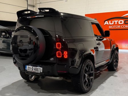 2021 Land Rover Defender Hard TOP D Mhev Auto #70 €59,950 thumbnail