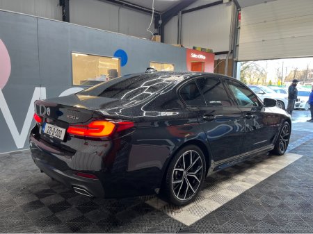 2022 BMW 5 Series 2022 BMW 523E M-SPORT 2.0 AUTOMATIC / CRUISE CONTROL / 360° PARKING CAMERA / PADDLE SHIFTERS / ELECTRIC MEMORY & HEATED SEATS / APPLE CARPLAY / HEATED REAR SEATS thumbnail