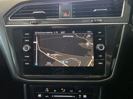 2024 Volkswagen Tiguan A7 LIFE 2.0 TDI D7F 150 €44,950 thumbnail