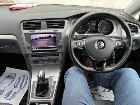 2014 Volkswagen Golf - thumbnail 18