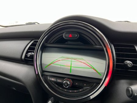 2016 MINI One 1.2 Automatic, Reversing camera €13,895 thumbnail