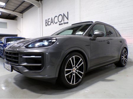 2025 Porsche Cayenne 2025 PORSCHE CAYENNE 3.0 V6 BLACK PACK E-HYBRID 5DR AUTOMATIC** €119,900