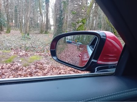 2019 Mercedes-Benz E Class - thumbnail 27