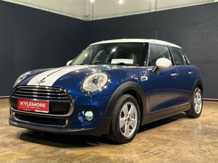 2017 MINI Cooper 1.5 AUTOMATIC - BLUE 2 TONE - FACTORY ALLOY WHEELS - REAR CAMERA €14,950 thumbnail