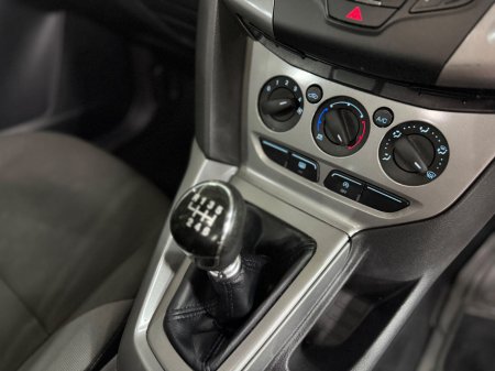 2011 Ford Focus 1.6 TDCI 95 PS Edge €3,950 thumbnail