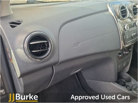 2020 Dacia Sandero Stepway - thumbnail 14