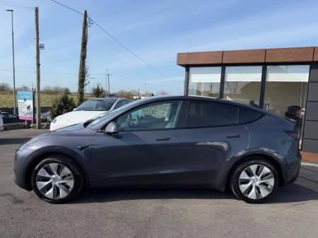 2023 Tesla Model Y - thumbnail 9