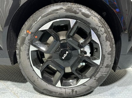 2026 Kia EV5 GT Line €55,990 thumbnail